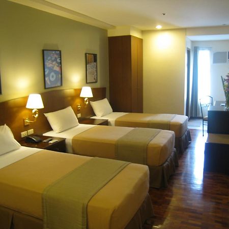 Fersal Hotel Kalayaan, Quezon City Extérieur photo