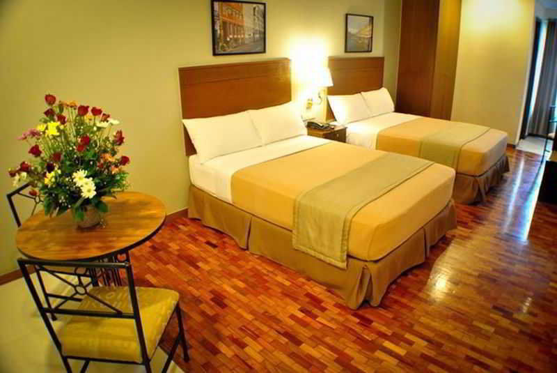 Fersal Hotel Kalayaan, Quezon City Extérieur photo