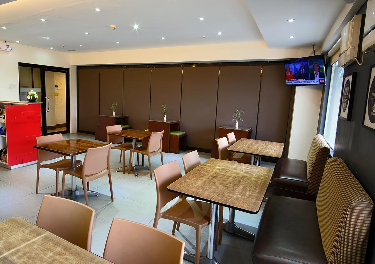 Fersal Hotel Kalayaan, Quezon City Extérieur photo